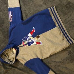 mitchell and ness thriwback patriots hoodie